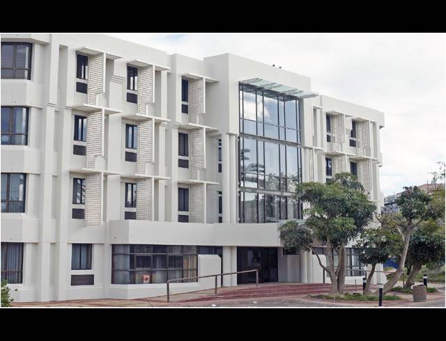 448M² OFFICE TO LET IN BELLVILLE CENTRAL